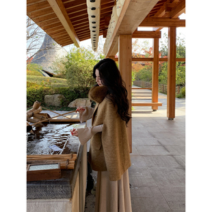 12/23 10AM 徐琳「古早千金」私服羊毛狐狸毛斗篷大衣西装外套