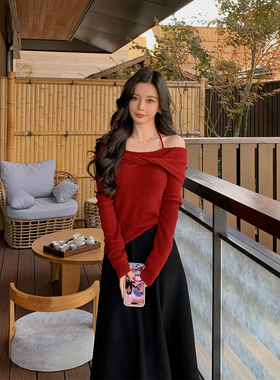 12/11 10AM 徐琳「热红酒」蝴蝶结一字领吊带挂脖绵羊毛混纺上衣