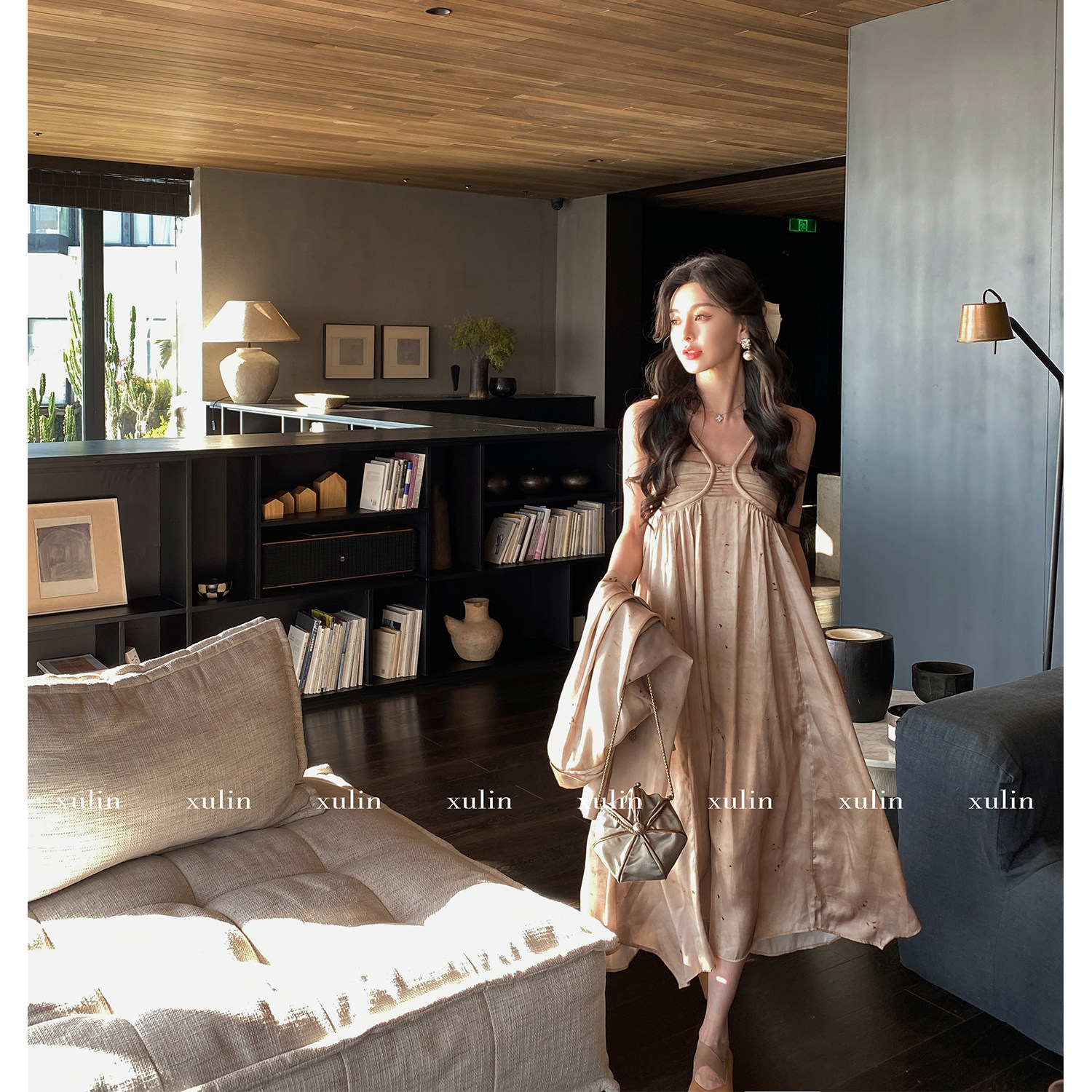 徐琳mini 早春新款气质百搭两件套新国风水墨晕染西装 吊带裙套装