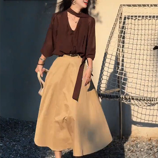 大方得体一整套装2025秋冬新款通勤气质宽松飘带显瘦上衣半裙女装