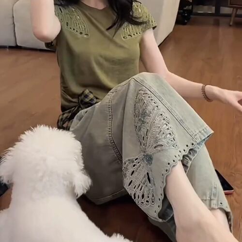 薄款镂空蝴蝶刺绣九分阔腿牛仔裤