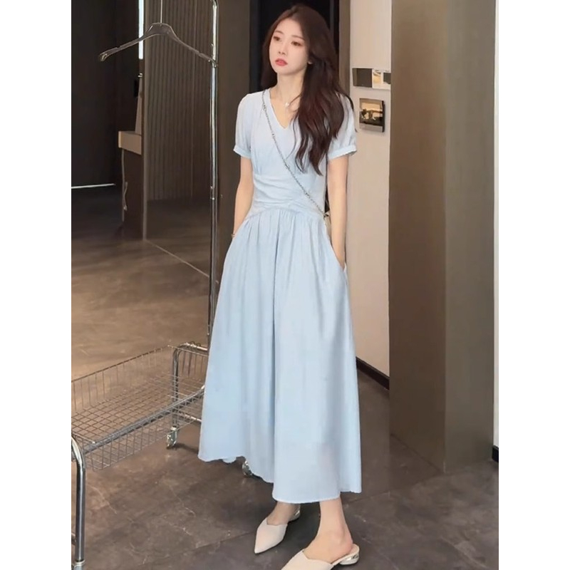法式温柔风V领短袖连衣裙女2025夏季新款时尚气质收腰显瘦A字长裙