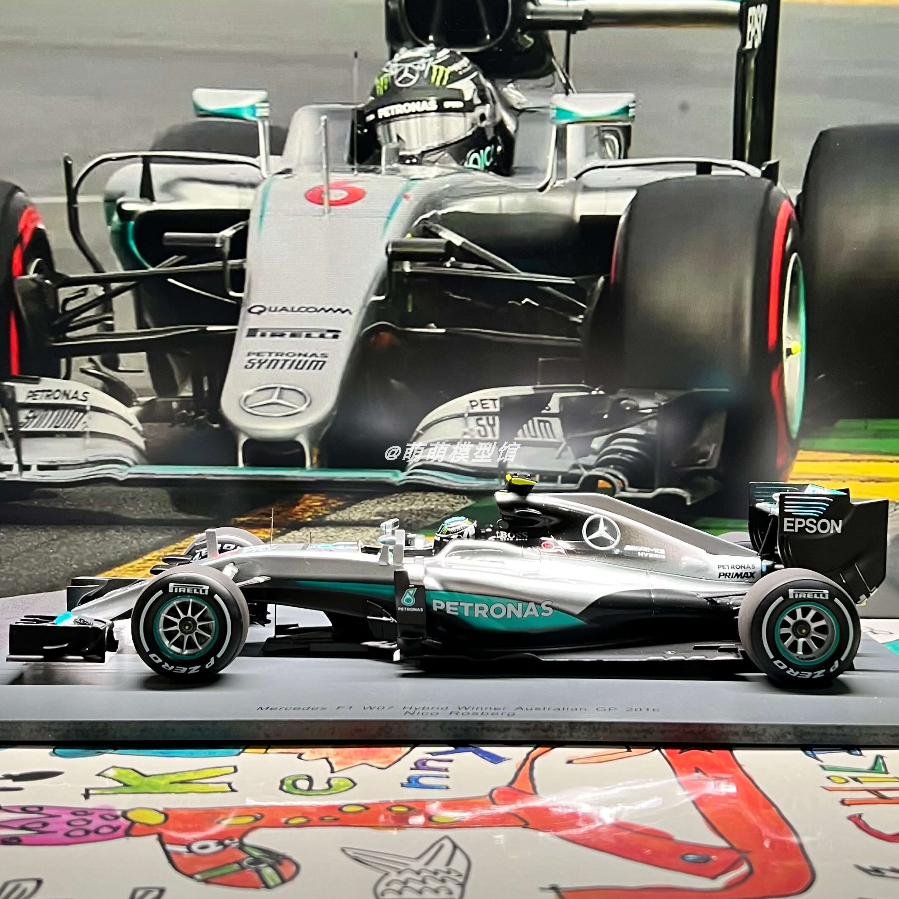 Spark 1:18 梅赛德斯奔驰W07 F1 2016澳大利亚冠军罗斯伯格车模