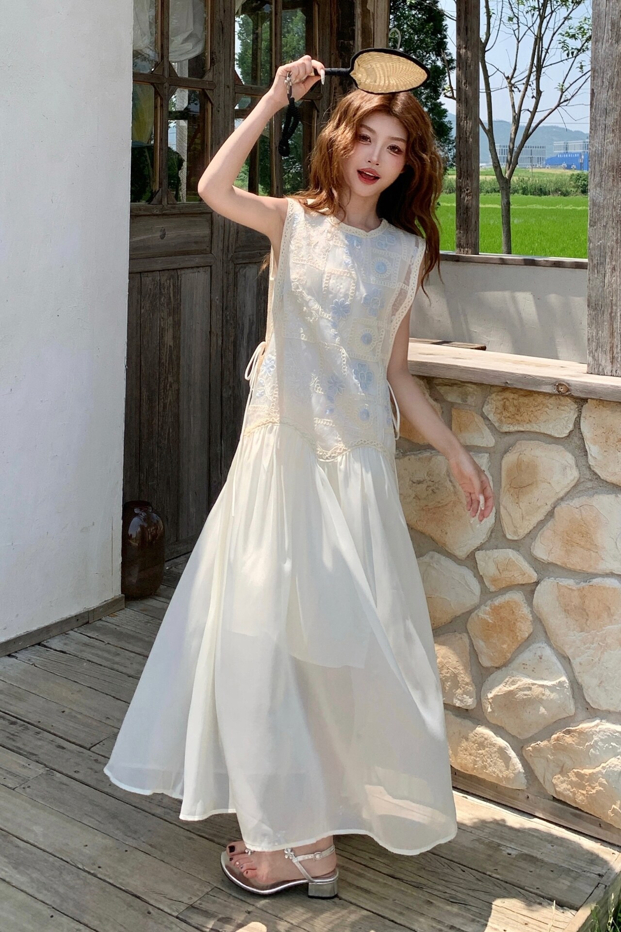 2025夏季新款特种绣花面料连衣裙8835款P140K208,女装连衣裙,鑫慧