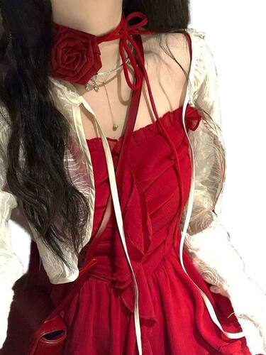 Vintage neckband design sense waisted halter dress + cardiga
