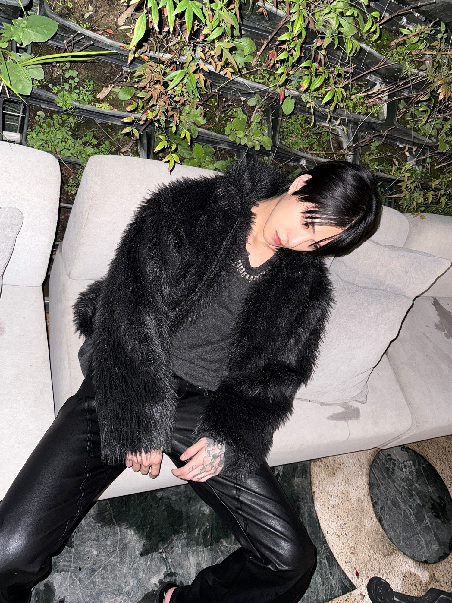 겨울 새 남성 파괴 된 복고풍 두꺼운 따뜻한 느슨한 틈새 디자인 짧은 면 모피 코트 유행