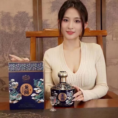 贵州国台龙阅青花53度酱香型白酒500ml*6瓶礼盒装整箱送礼收藏