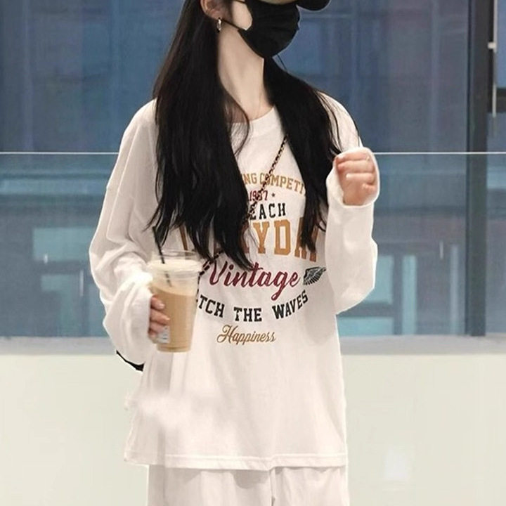 白色纯棉长袖t恤女设计感