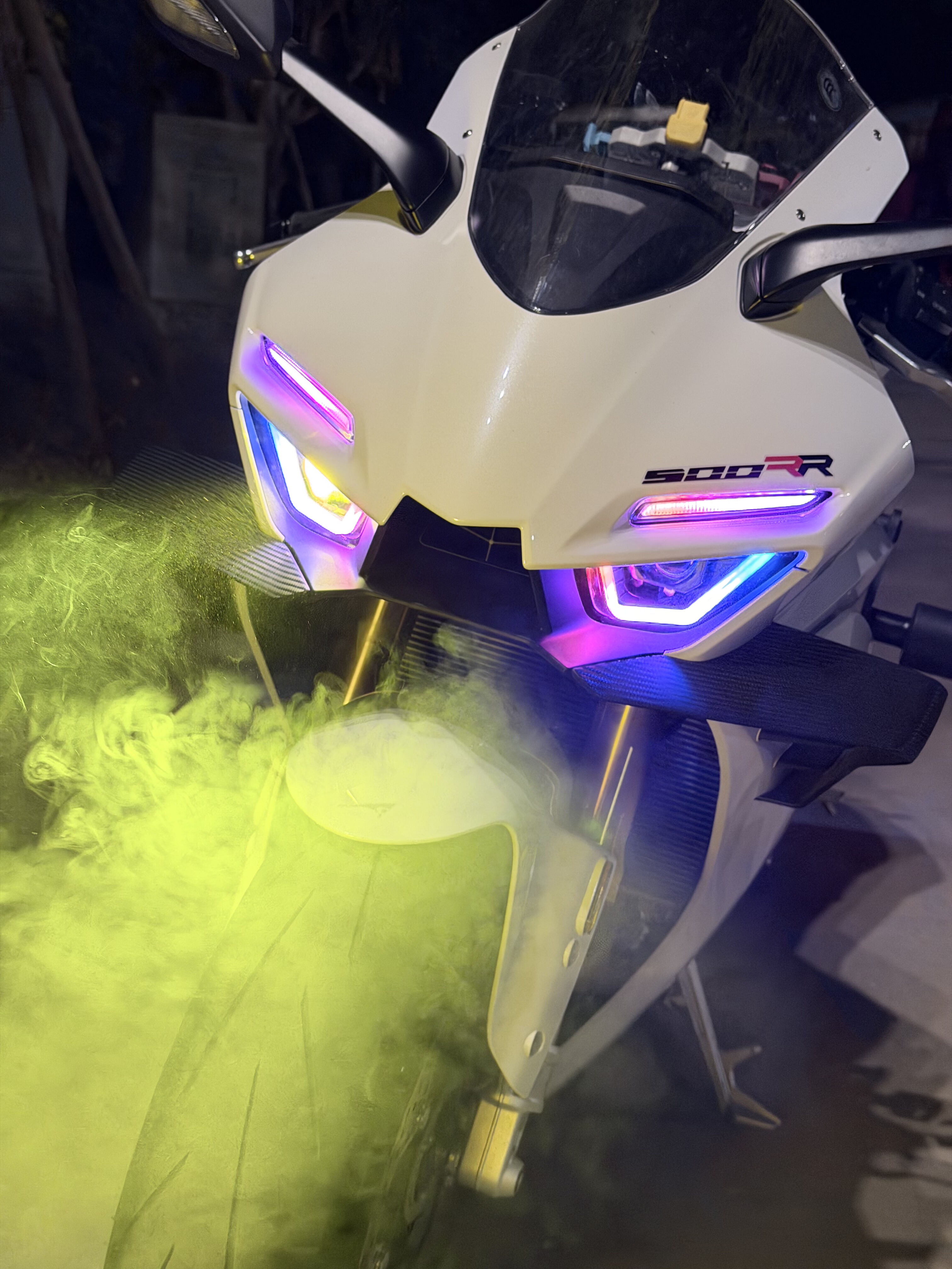 张雪500rr改装APP调色动态流水启动自检奥兹姆矩阵LED透镜大灯,摩托车/装备/配件,摩托车车灯,淘宝优惠券,粉丝福利购,淘宝优惠卷