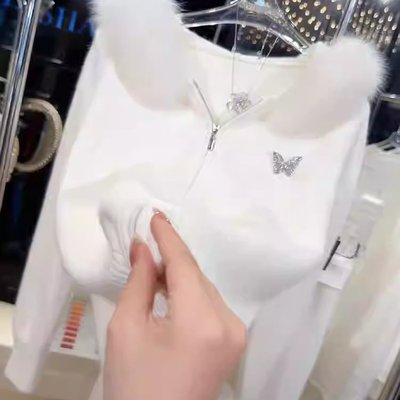 2025秋冬新款白色毛领连帽慵懒针织开衫女时髦双拉链镶钻蝴蝶上衣