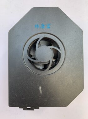 奔驰S级E级音响哈曼卡顿低音功放