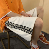 白色