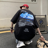 黑色