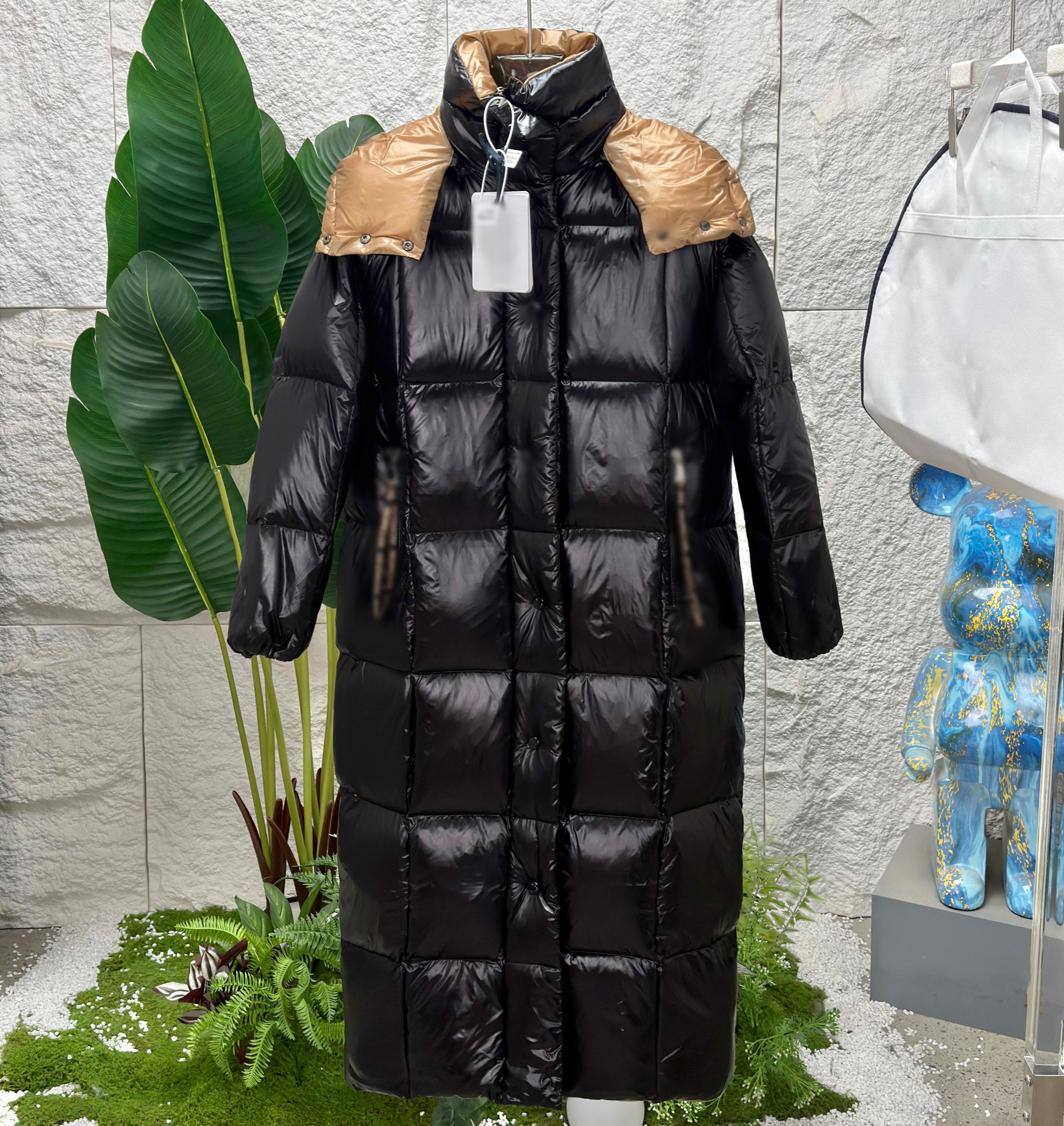 NFC芯片90绒黑金女士长款羽绒服帽子可拆卸方格子面包服羽绒大衣