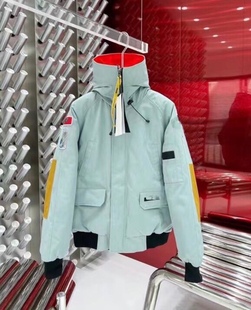 三方联名街头潮牌连帽羽绒服 短款飞行羽绒夹克外套 男女情侣款