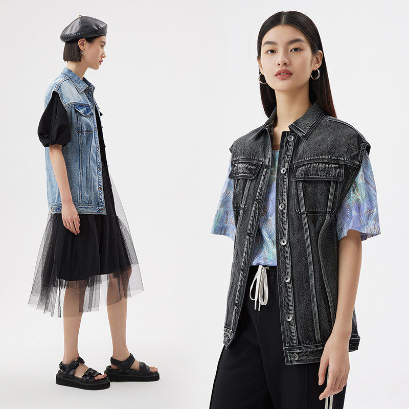 播2023春夏显瘦修身休闲单排扣口袋装饰翻领牛仔马甲女DDQ2MD5117