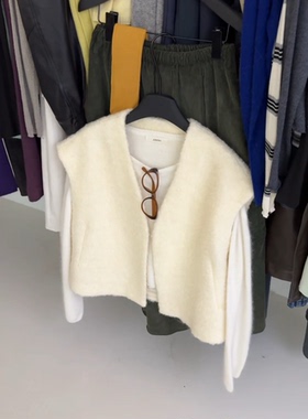 AMIDI 2025秋冬新款百搭羊毛马海毛马甲