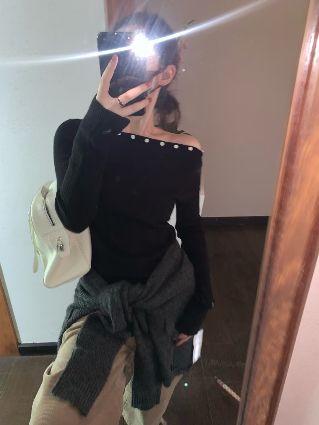 Focuse 正版2025秋冬新款两穿显瘦圆领羊毛长袖针织衫