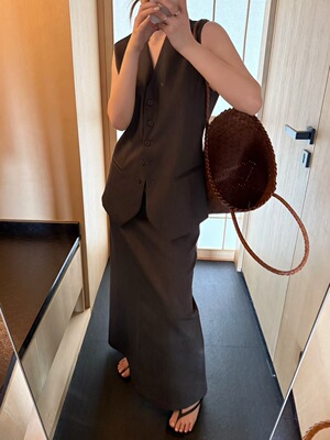 Verso 2025秋季新款韩版时尚百搭显瘦马甲加半裙套装