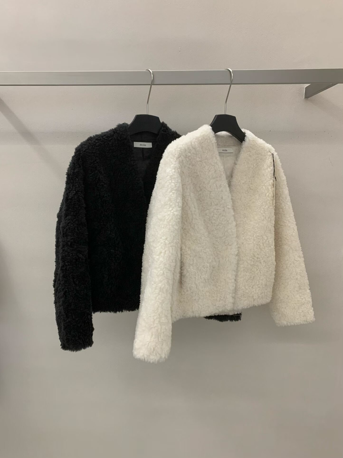 etoile2025冬季新款韩系简约百搭羊羔毛V领皮毛一体外套