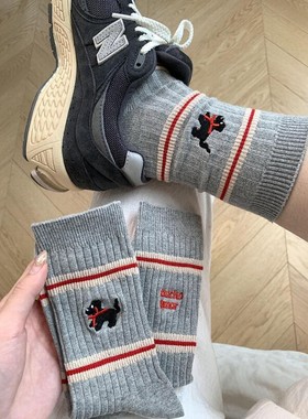 AB不对称小狗刺绣堆堆条纹白色袜子女ins潮中筒可爱学院风长筒袜