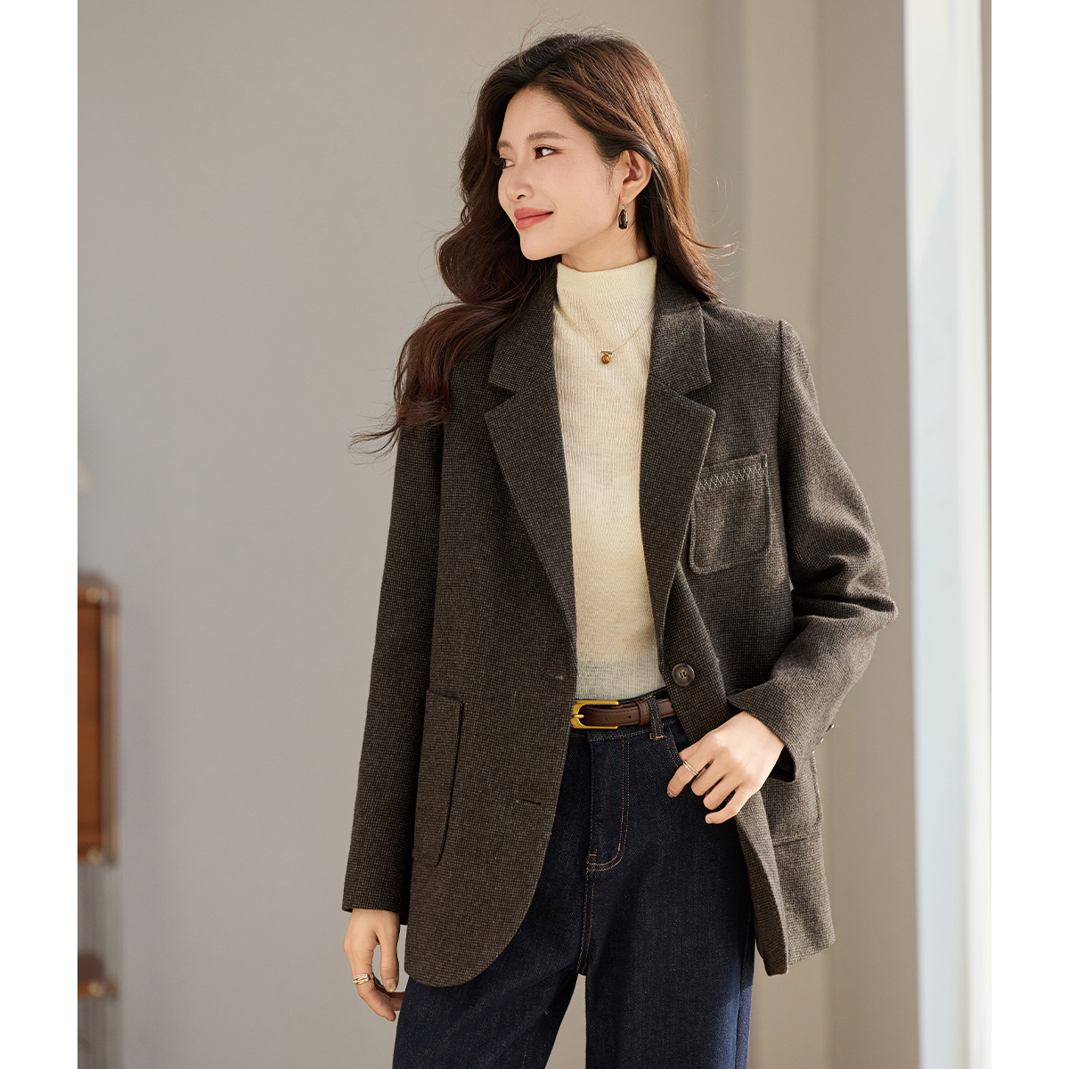 老钱风毛呢西装短款夹棉外套女