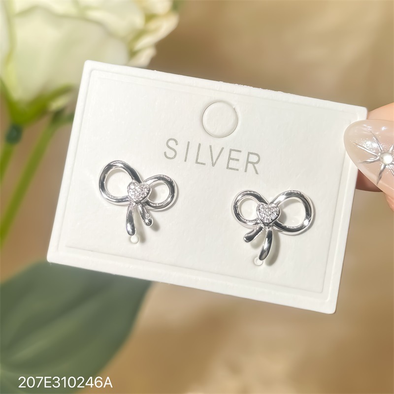 s925纯银耳钉女款小众设计蝴蝶结爱心耳环简约百搭气质高级感耳饰