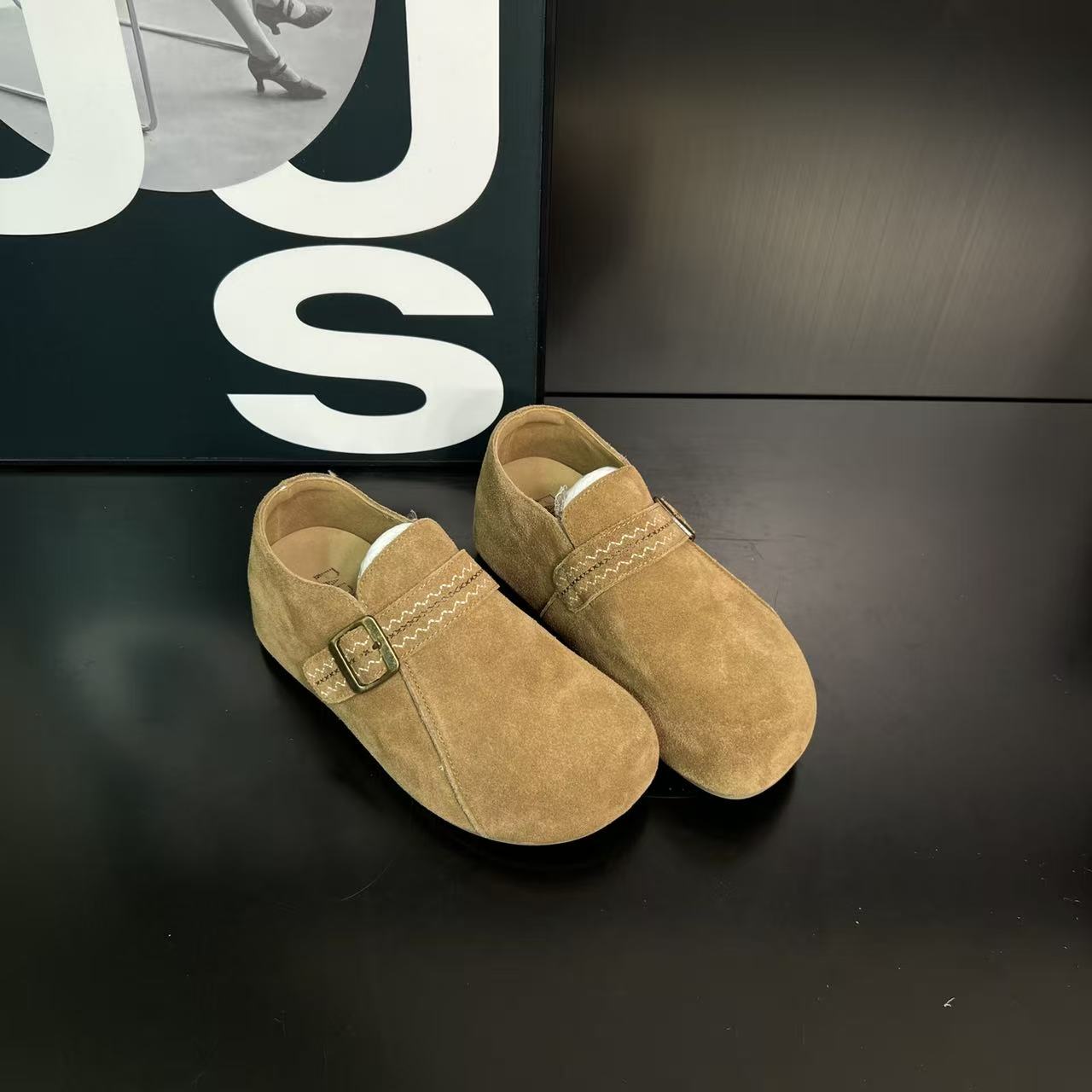 2025新款软底勃肯鞋女一脚蹬豆豆鞋皮带扣百搭英伦风复古豆豆鞋