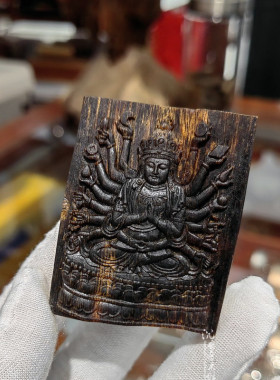 惠安沉水棋楠手工立体雕千手观音