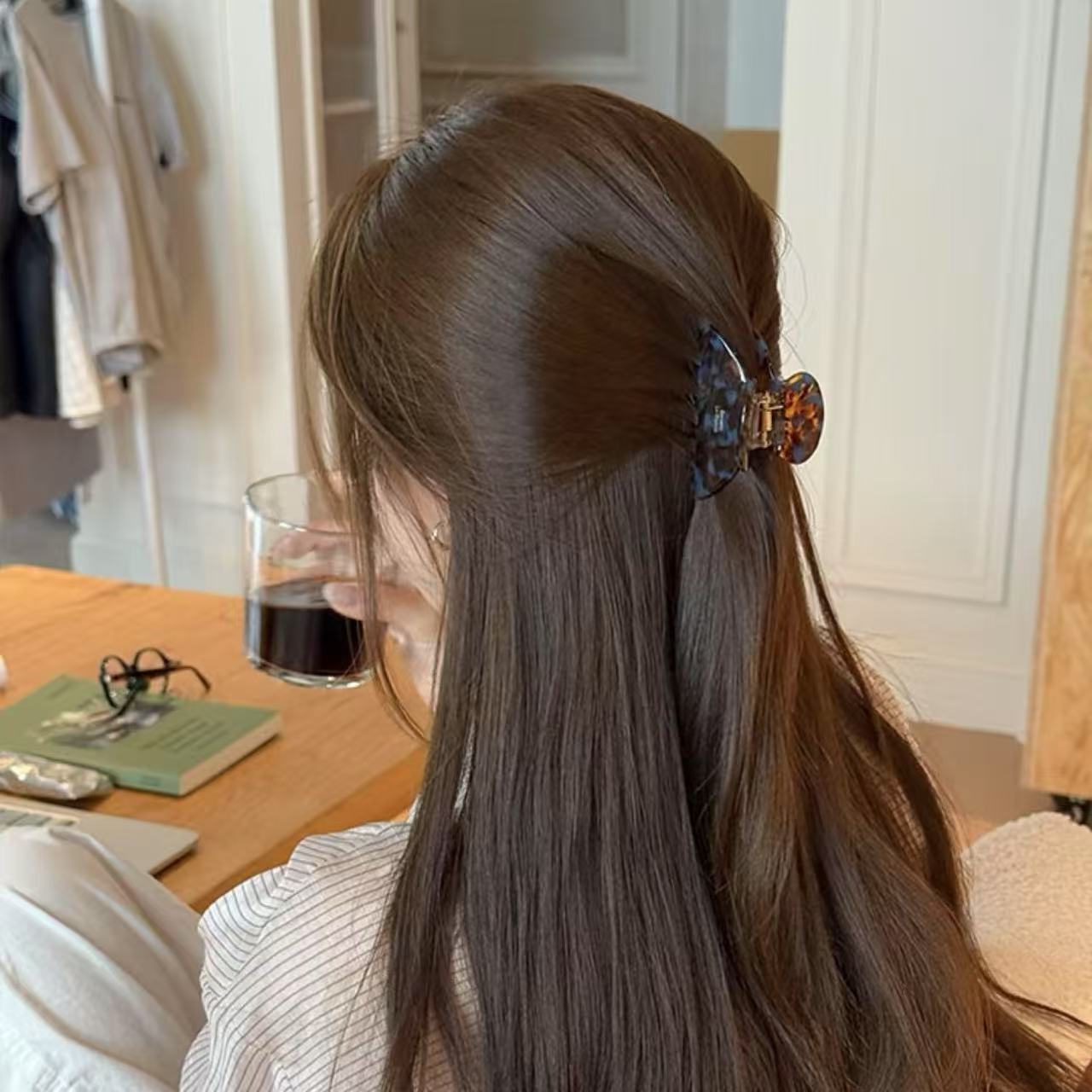 韩系简约半圆中号醋酸抓夹女2025