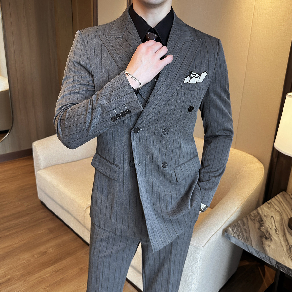 2025秋冬新款英伦风韩版修身休闲双排扣西服浅灰A407/XZ311/P165图片