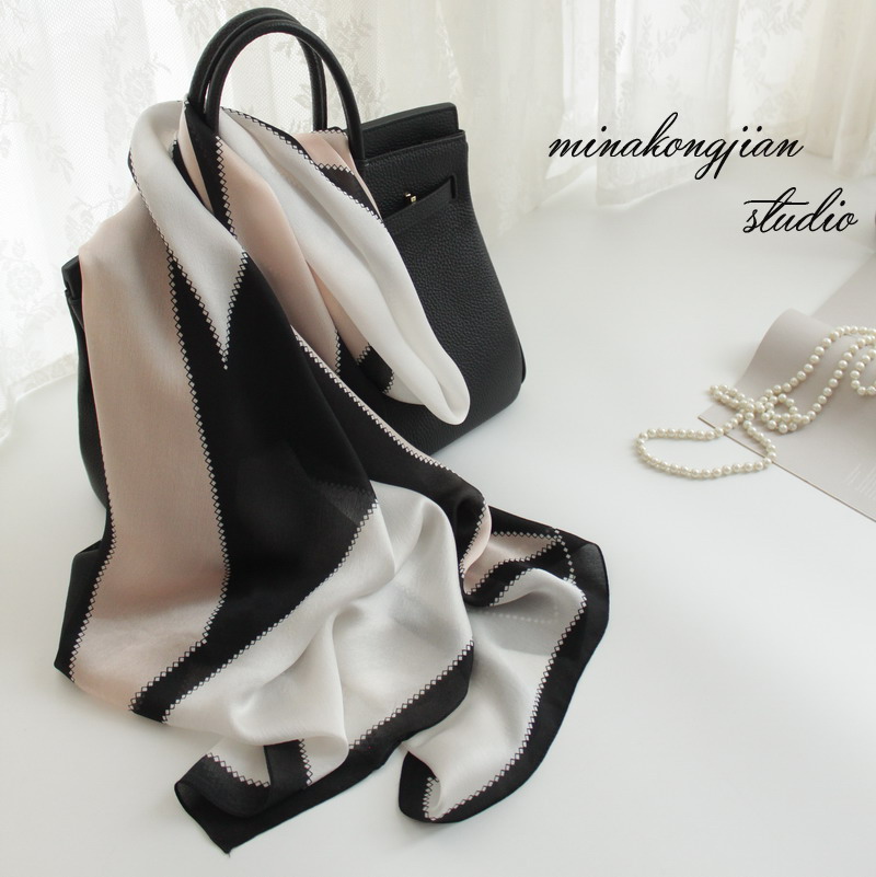 2020新款春秋季真丝围巾女欧美黑白拼色长款桑蚕丝丝巾旅游披肩OL