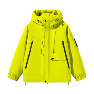 雪中飞2024冬新款男女情侣短款羽绒服工装宽松显瘦潮酷时尚加厚