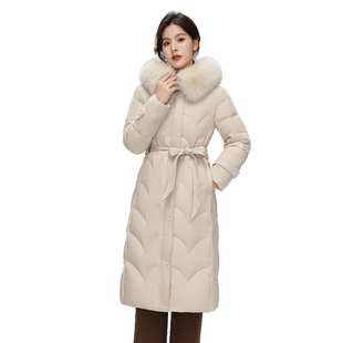 雪中飞2025秋冬新款女长款连帽羽绒服狐狸毛大毛领气质优雅过膝暖
