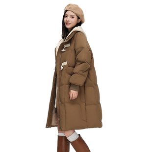 雪中飞2025秋冬新款女士中长款羽绒服可拆卸帽针织牛角扣保暖温柔