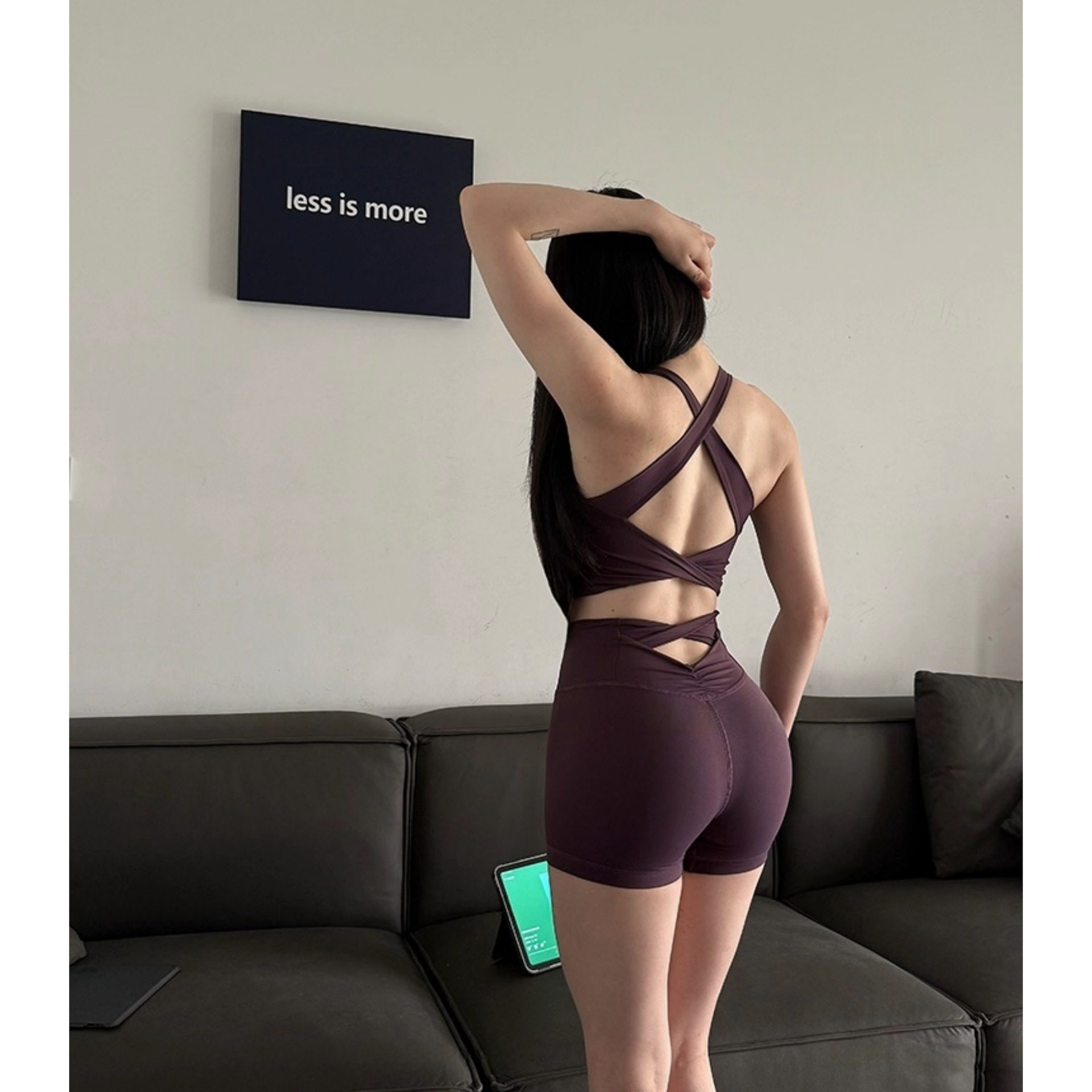 美背瑜伽服套装中强度运动内衣
