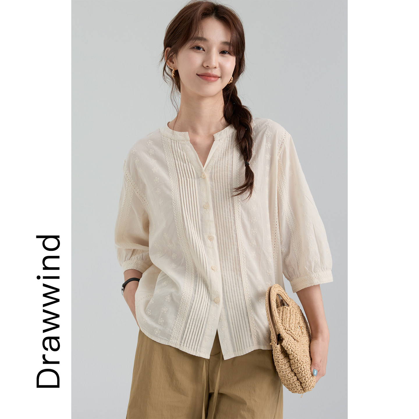 画风drawwind夏季新款五分袖衬衫女宽松全棉重工刺绣V领中袖衬衣