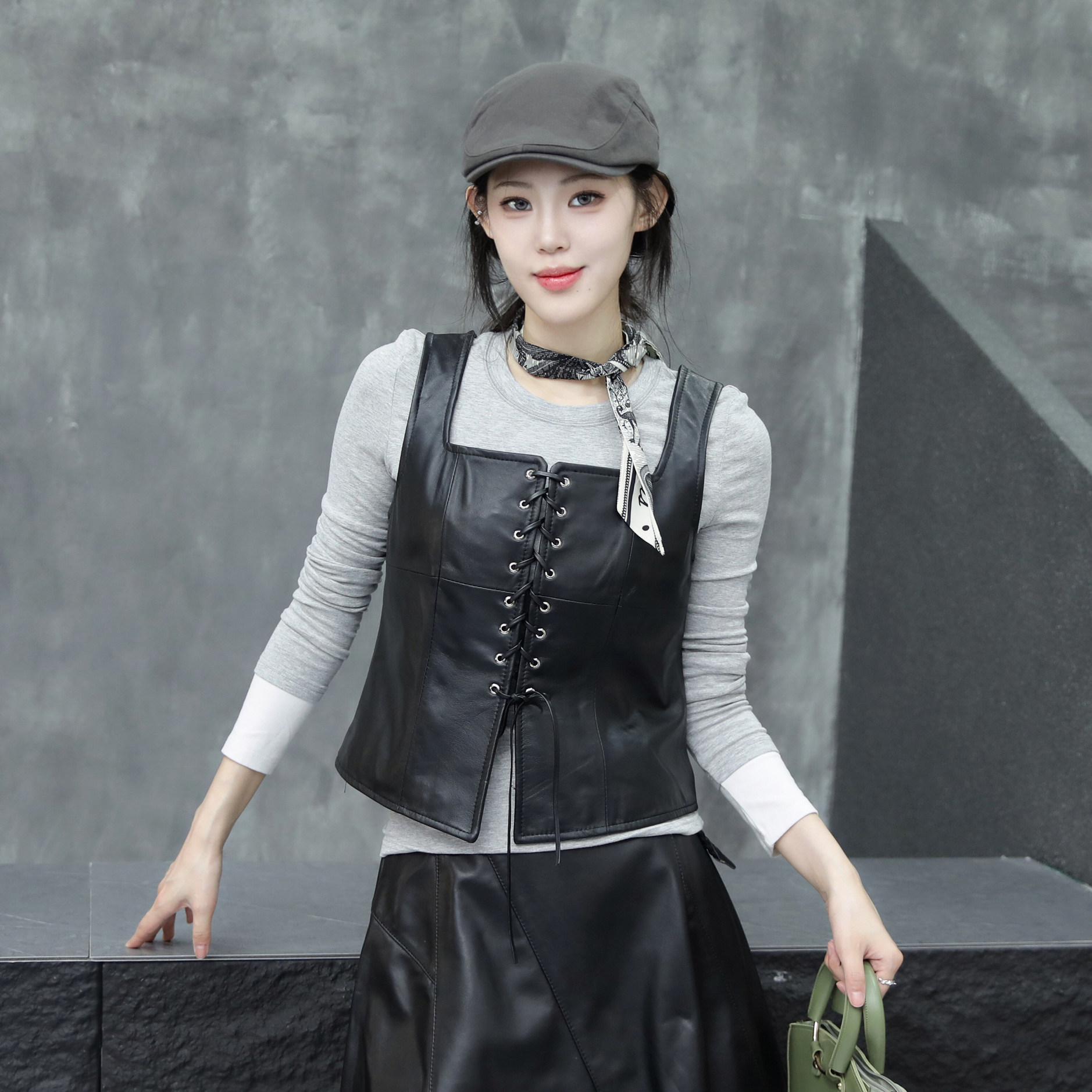 真皮小吊带女2025年秋季新款