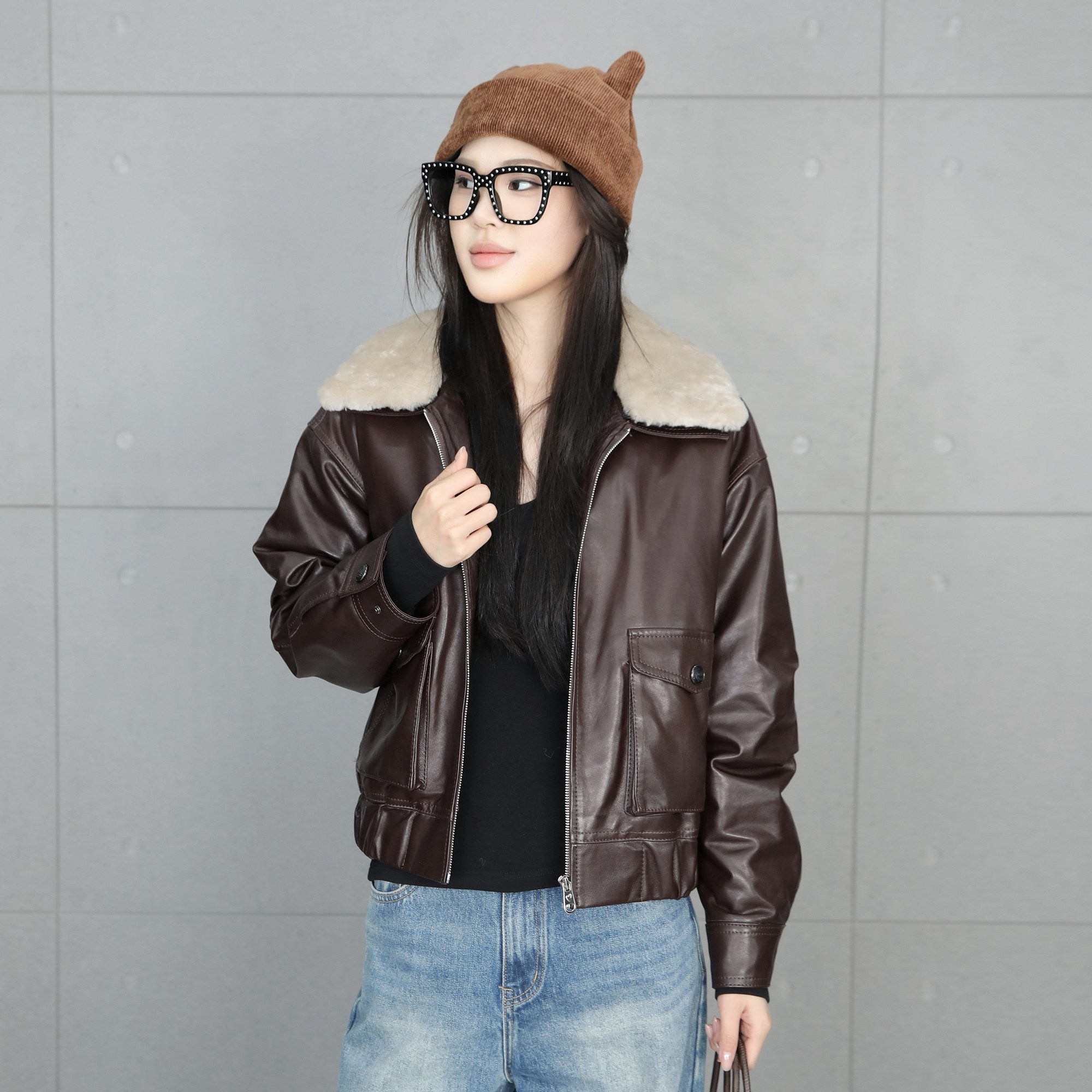 真皮皮衣女短款2025年冬季新款油蜡皮羊羔毛领机车风加棉咖色外套,女装/女士精品,皮衣,淘宝优惠券,粉丝福利购,淘宝优惠卷