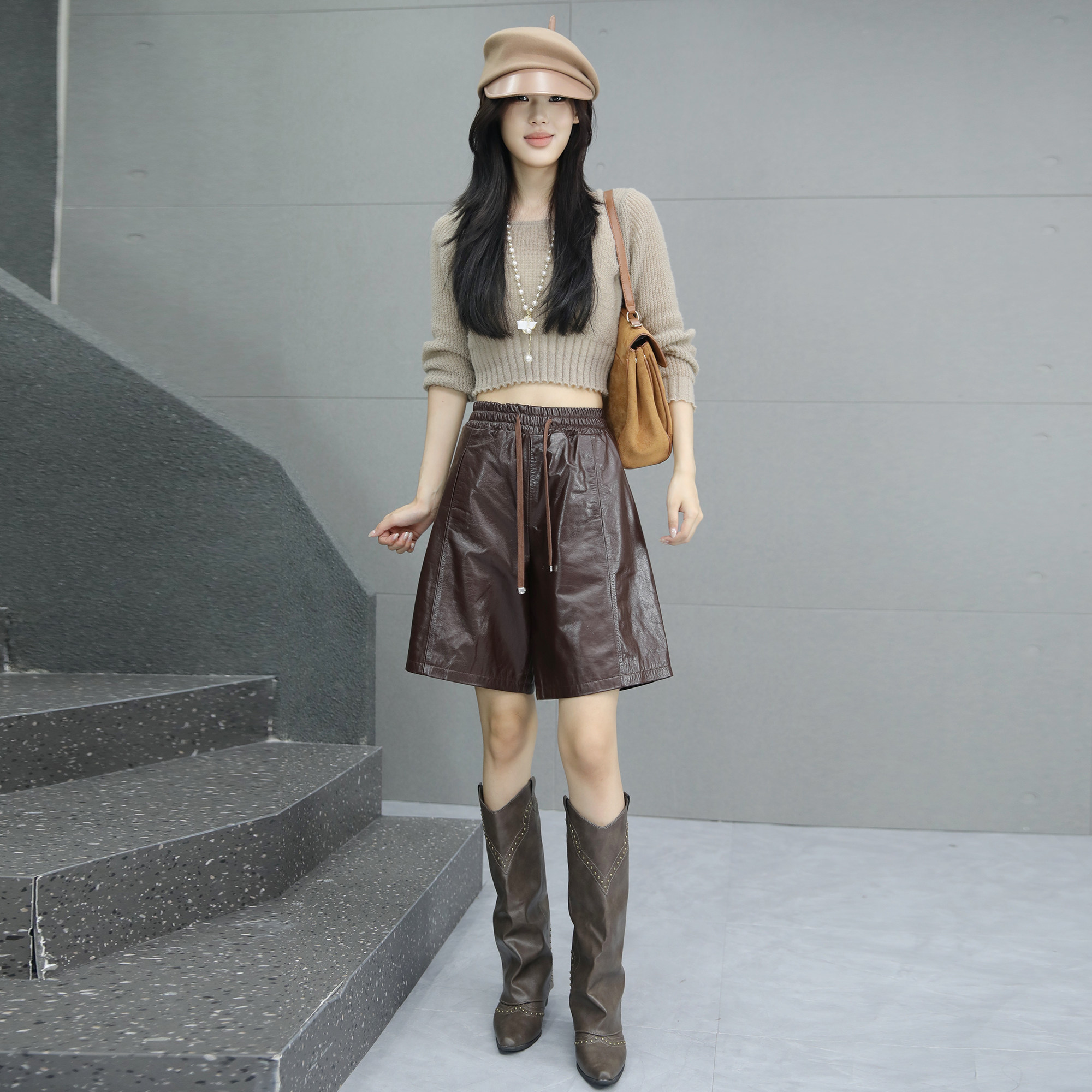 咖色五分裤女2025秋季新款油蜡皮显瘦中裤真皮修身皮裤牛皮阔腿裤,女装/女士精品,休闲裤,淘宝优惠券,粉丝福利购,淘宝优惠卷