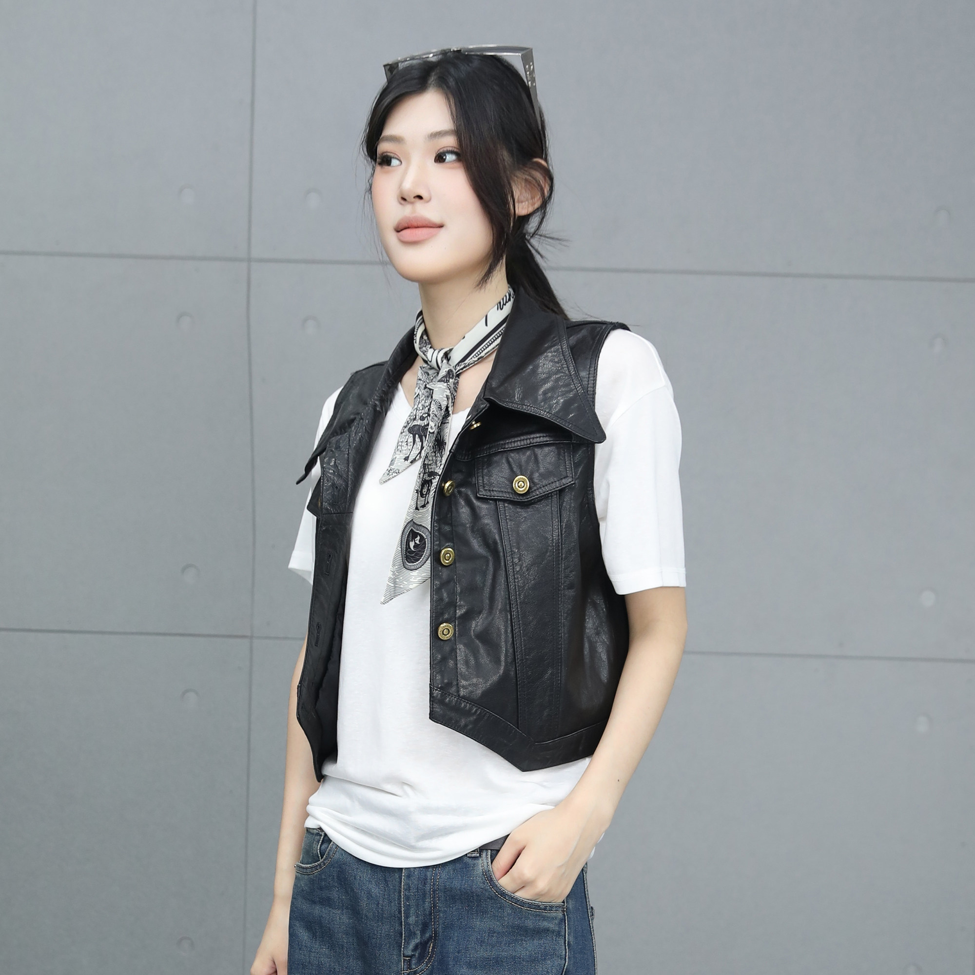 真皮马甲女短款2025年秋季
