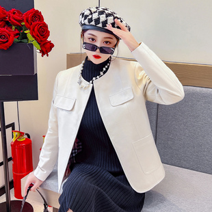 白色皮衣女2025秋季新款真皮韩版夹克长袖上衣绵羊皮休闲圆领外套