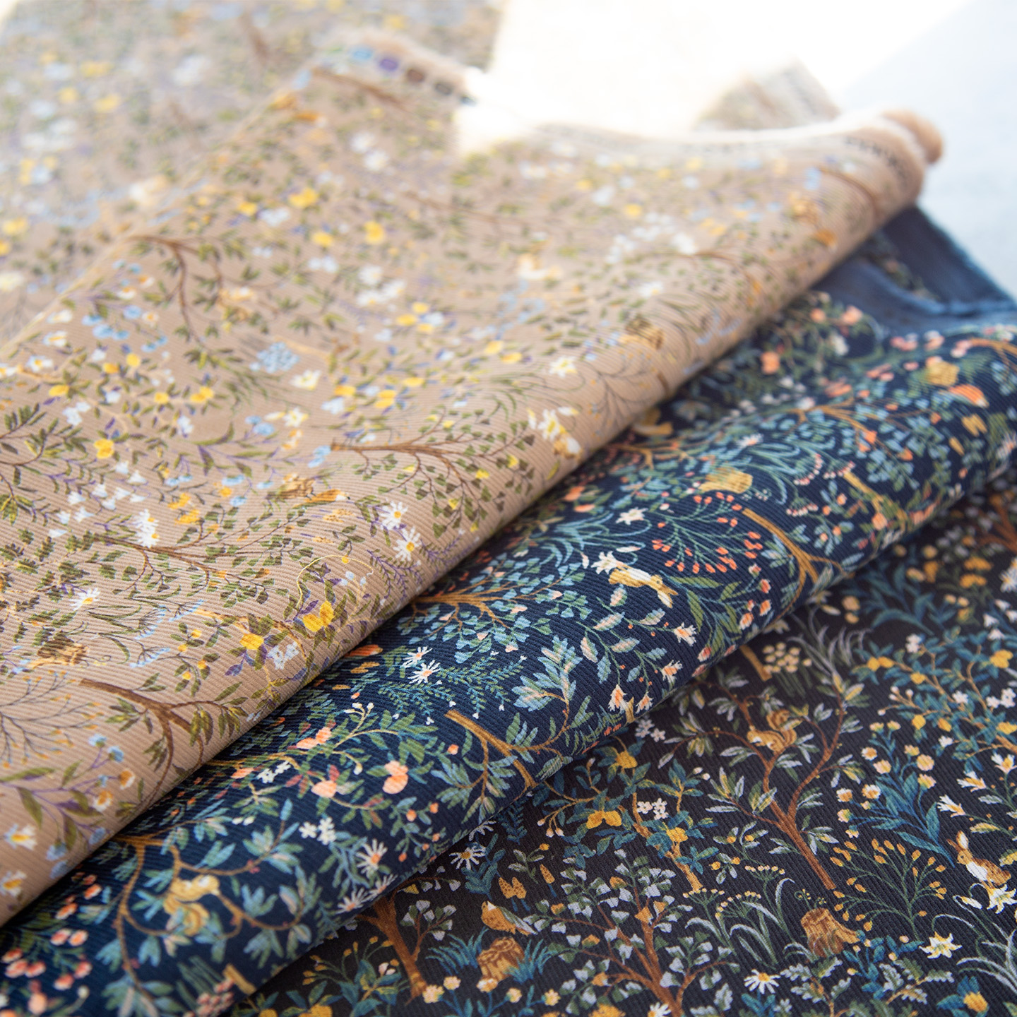 HOKKOH进口纯棉细灯芯绒服装布料