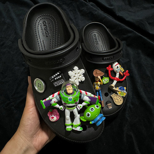 Crocs洞洞鞋配饰巴斯光年鞋扣
