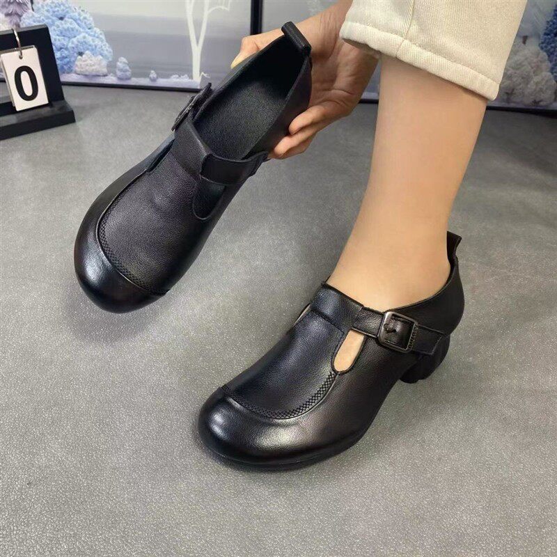 真皮妈妈鞋2026春秋新款英伦风软底中跟浅口单鞋女黑色百搭小皮鞋