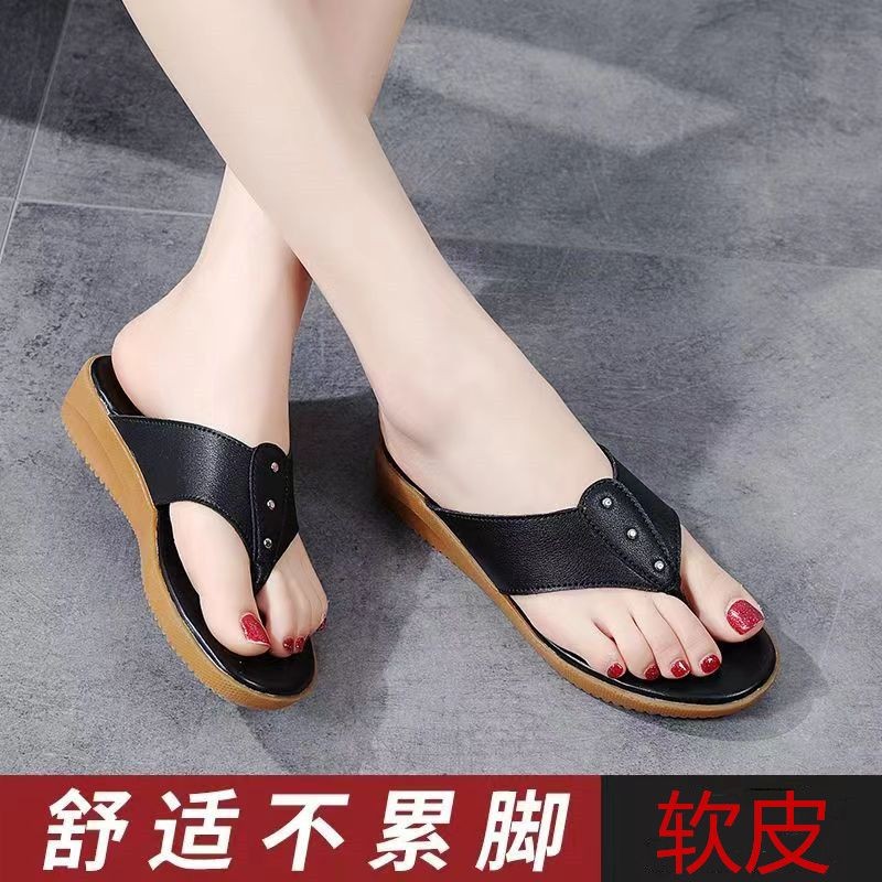 新品特价软皮人字拖鞋女外夏季新款百搭厚底沙滩鞋防滑夹趾凉