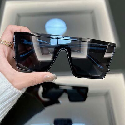 Fashion Square Vintage Sunglasses Women Men Brand Designer R