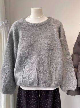 温柔风韩系立体花朵毛衣女宽松显瘦圆领套头针织衫灰色外套
