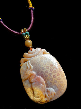 珊瑚玉吊坠精品特价