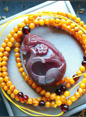 紫绿玛瑙吊坠年年有余蜜蜡项链